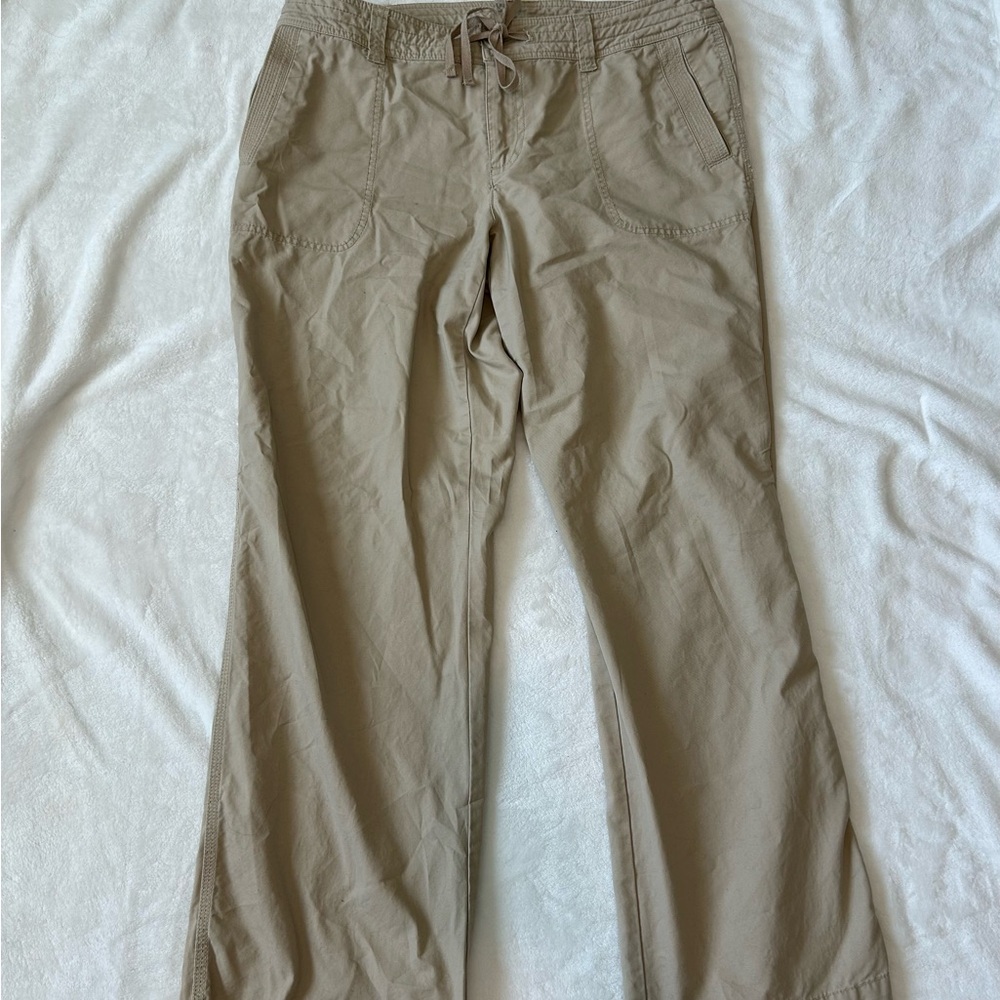 Liz Claiborne Women’s Khaki Cargos